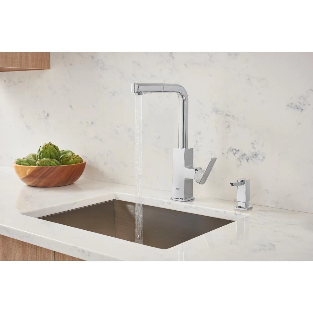 Tallinn Single-Handle Pull-Out Sprayer Kitchen Faucet With Soap Dispenser In StarLight Chrome - Image 9